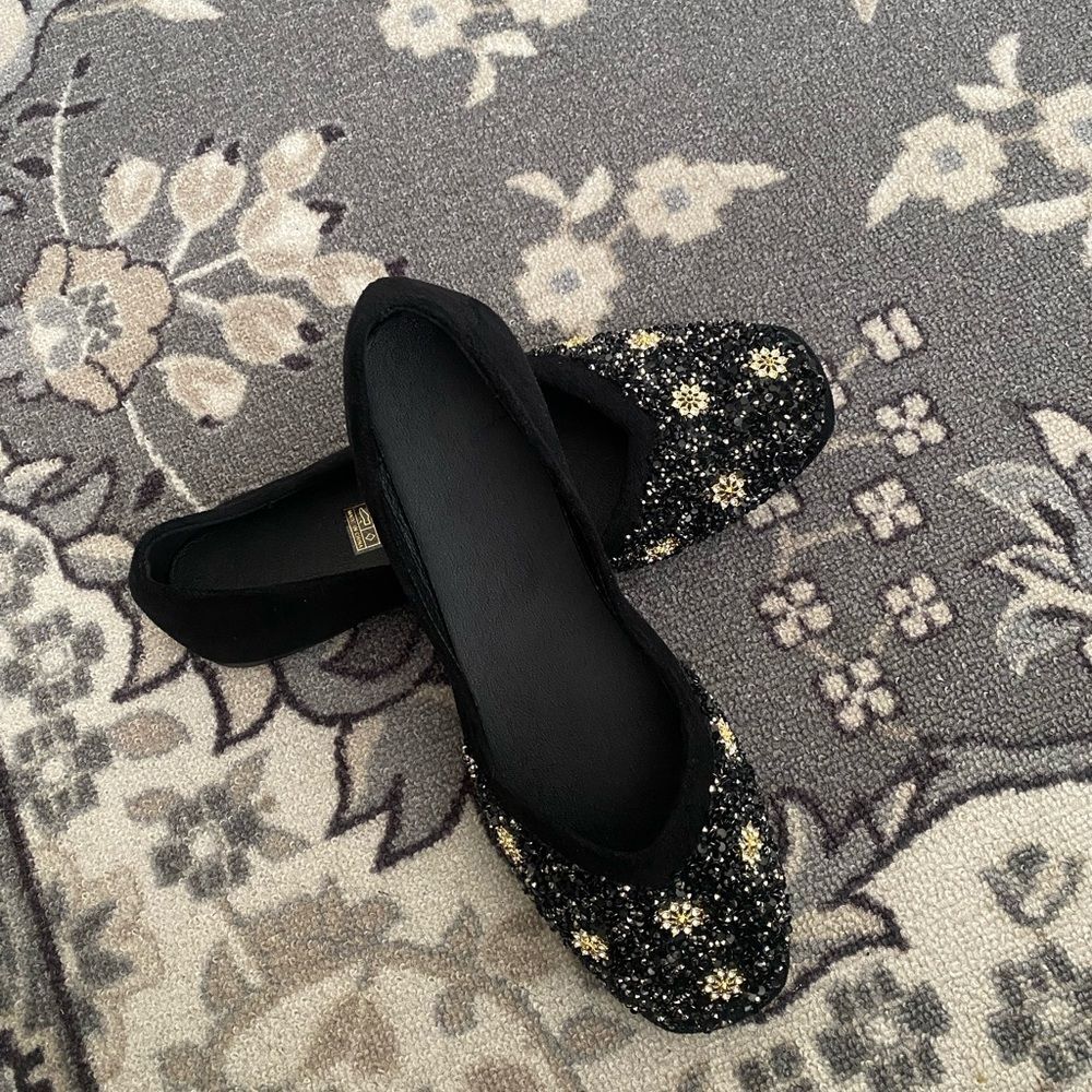 Beautiful shoes size 9.5